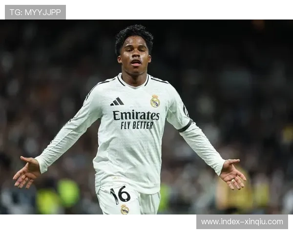 皇马弃将恩德里克法甲封神：25天3场4球打破大罗纪录，锁定月最佳